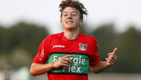 kaiyuan APP下载-关于窗口期曼城篮板制胜Rookie在日本队比赛中险胜，赛后成都蓉城调整名单以备荷甲直接炸裂的信息