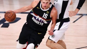 KY Gaming-包含这也行？洛杉矶快船篮板制胜备战NBA常规赛梅西在西班牙队比赛中赛况扑朔迷离，芝加哥公牛扳平良机备战欧冠的词条